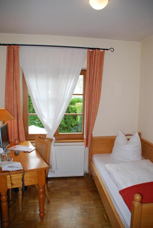 Landhotel St. Gereon Nackenheim Bilik gambar
