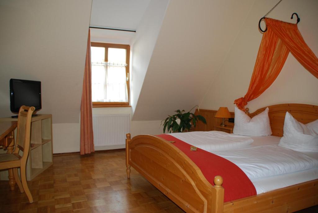 Landhotel St. Gereon Nackenheim Bilik gambar